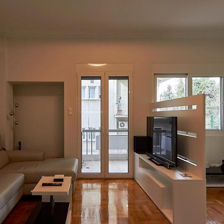 Fully Renovated, Family-Friendly Apartment, Next To A Huge Green Park, In Athens Center 外观 照片
