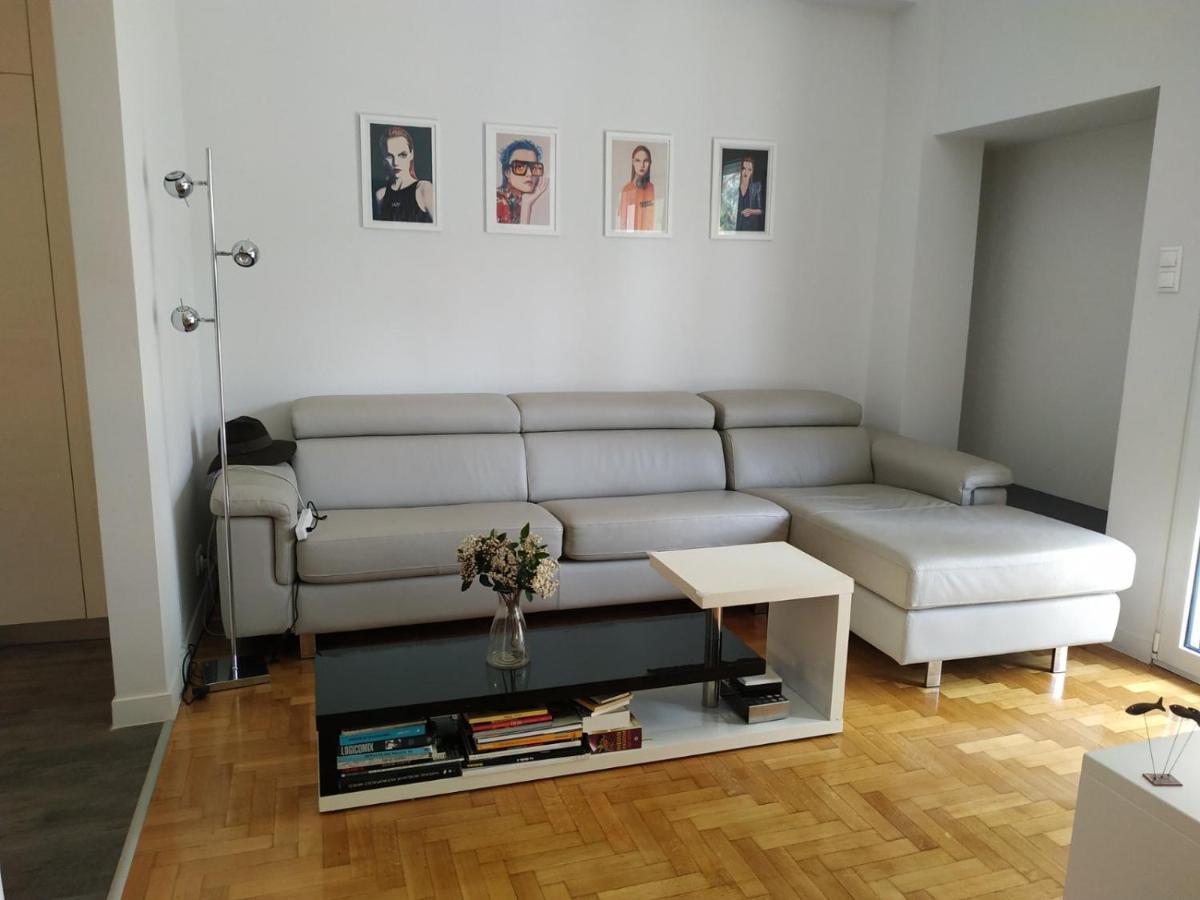 Fully Renovated, Family-Friendly Apartment, Next To A Huge Green Park, In Athens Center 外观 照片