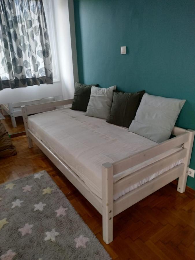 Fully Renovated, Family-Friendly Apartment, Next To A Huge Green Park, In Athens Center 外观 照片